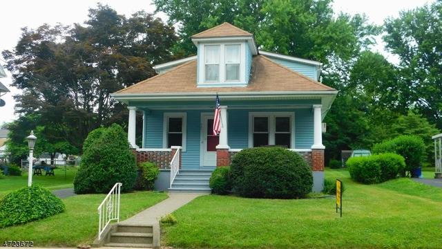 721 Lee Ave