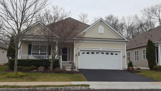 23 Renaissance Blvd