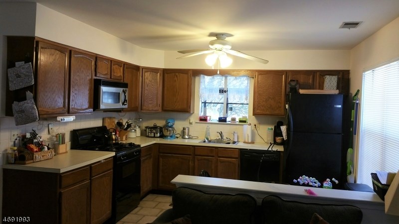 8 Mariano Ct