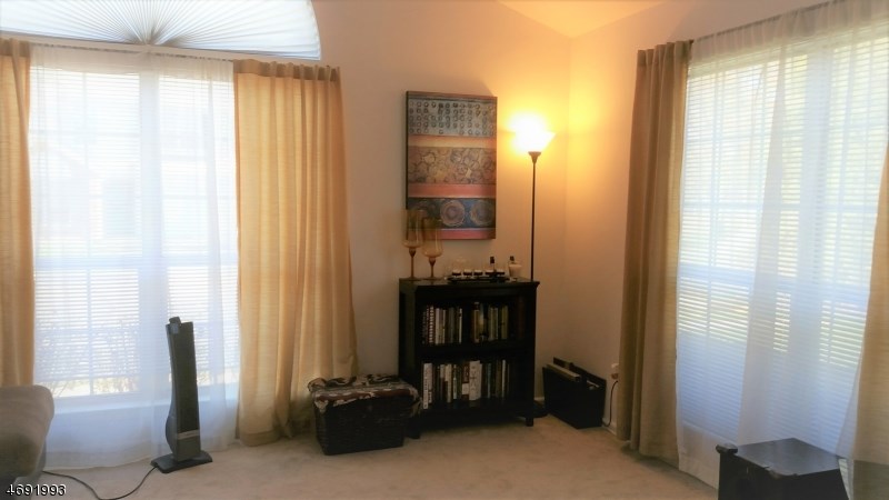8 Mariano Ct