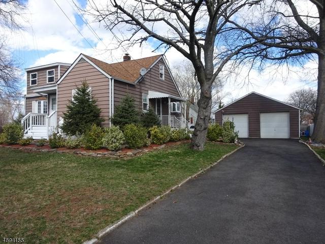 119 Garry St