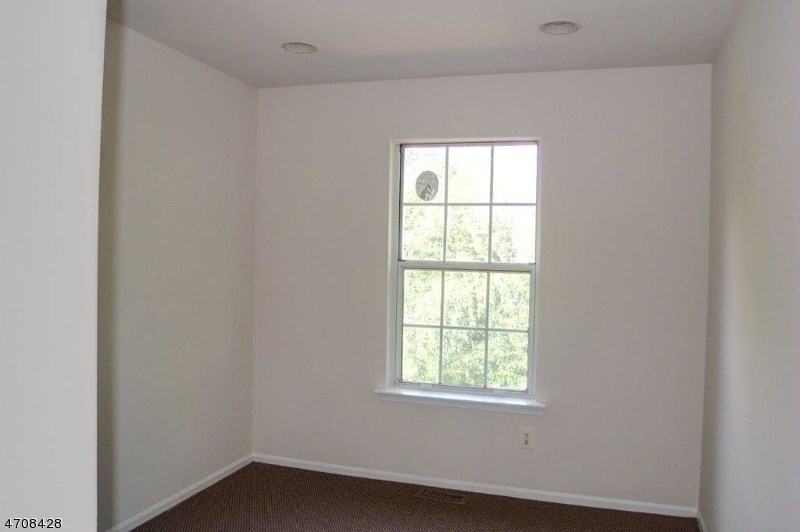 92 Winchester Way