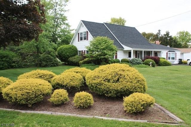 6 Russett Rd