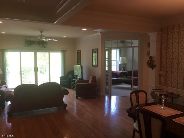 1743 Amwell Rd