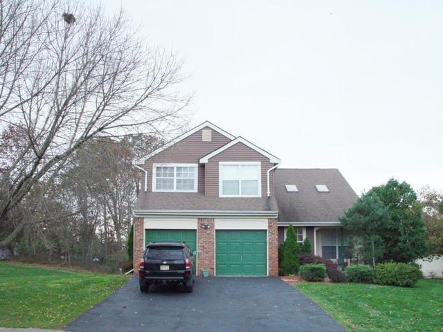 1002 Fir Ct