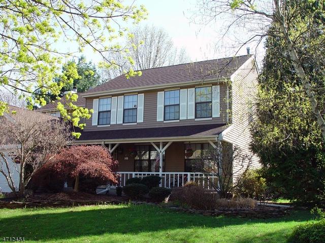 1002 Fir Ct
