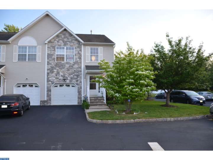 For Sale: 1 Edith Dr Somerset, NJ 08873