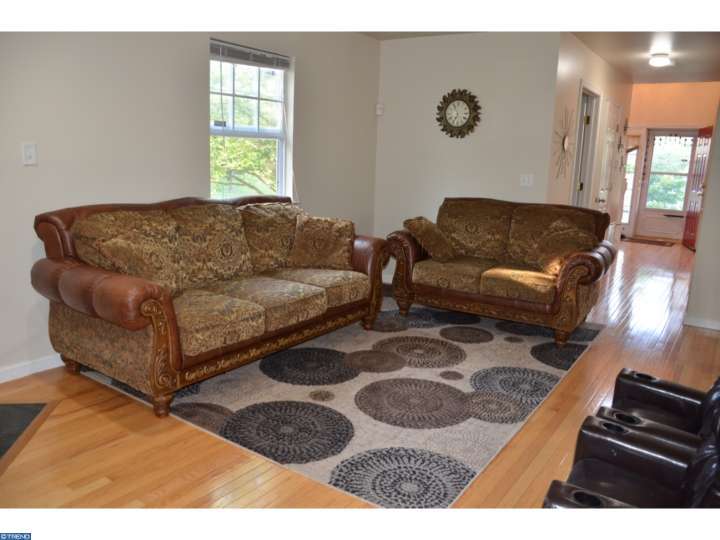 For Sale: 1 Edith Dr Somerset, NJ 08873