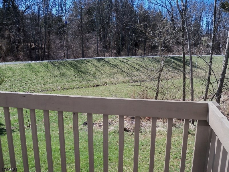 2712 Lindsley Rd