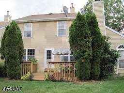 303 Strull Ct