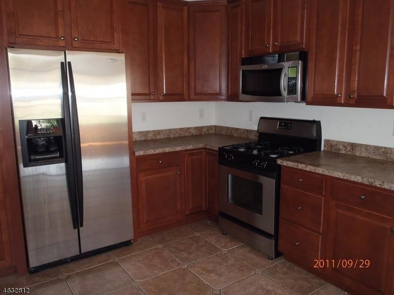For Sale: 19 Liberty Way South Bound Brook, NJ 08880
