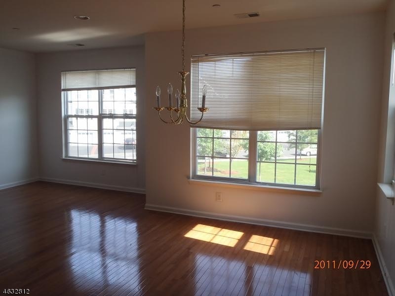 For Sale: 19 Liberty Way South Bound Brook, NJ 08880