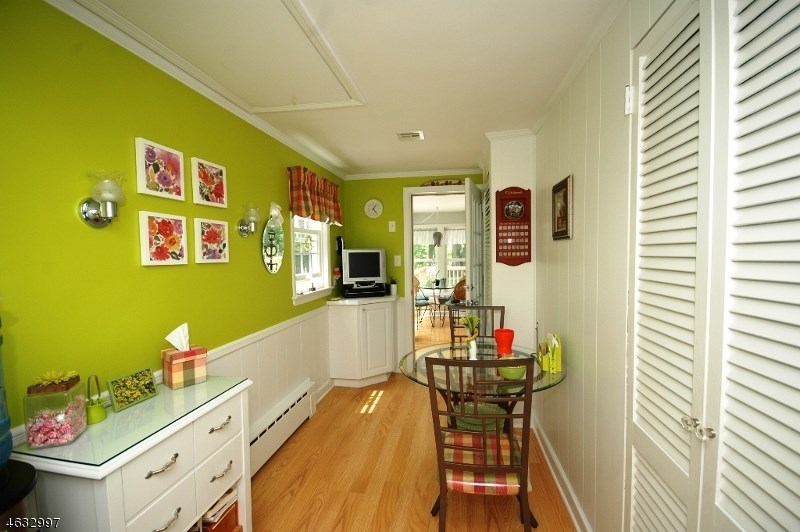 For Sale: 3 Goodale Cir New Brunswick, NJ 08901