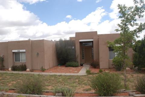 26 Autumnwood Ct