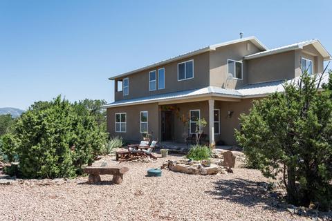 26 Autumnwood Ct