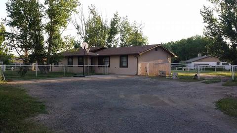 381 Coronado Ln NE