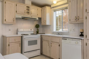 2900 Vista Del Rey NE #12-C