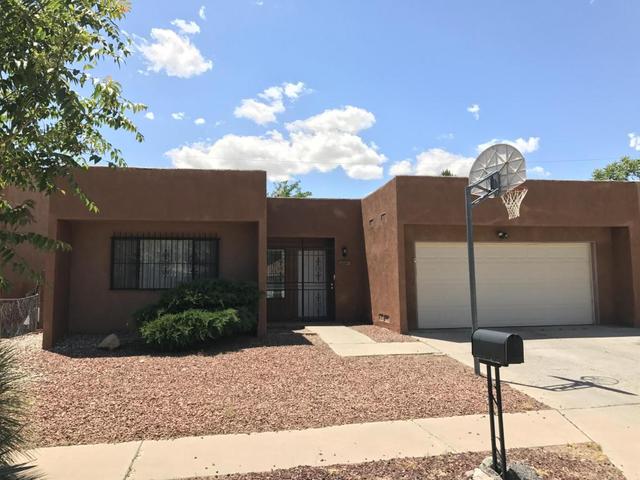 406 Estancia Dr NW