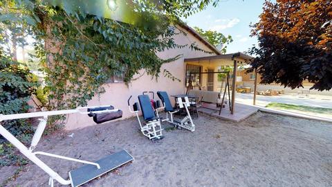 351 Dolores Dr NW