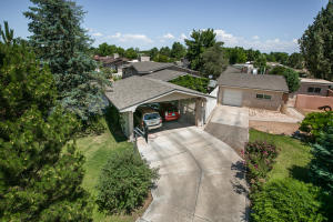 For Sale: 525 Solar Rd NW Albuquerque, NM 87107