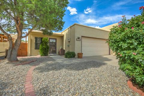 4705 Norma Dr NE