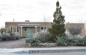 2928 Cutler NE