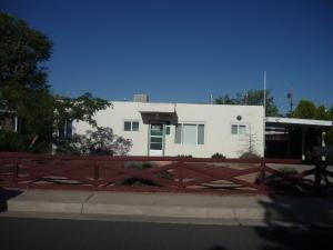 2645 Graceland Dr NE