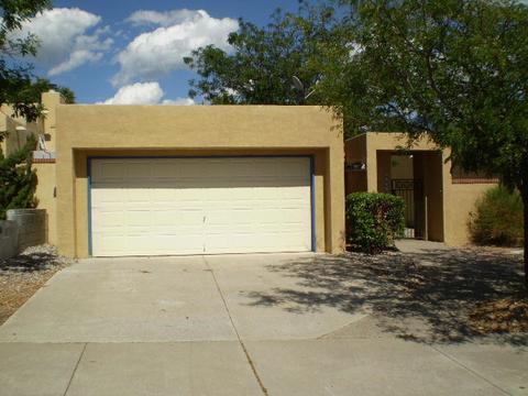 10107 Gutierrez Rd NE