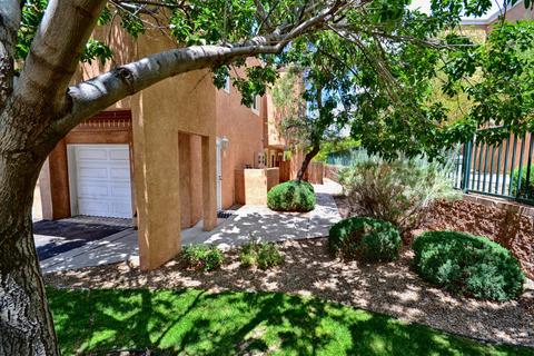 10107 Gutierrez Rd NE