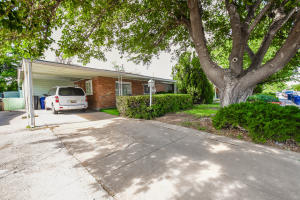 For Sale: 9525 Salem Rd NE Albuquerque, NM 87112