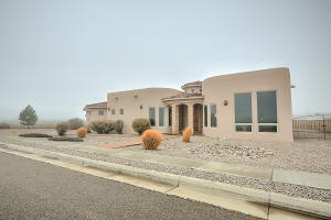 2812 Bosque Del Rio NW