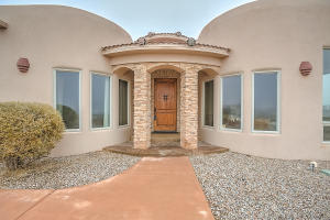 2812 Bosque Del Rio NW
