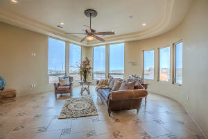 2812 Bosque Del Rio NW