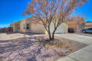 1619 Summer Breeze Dr NW