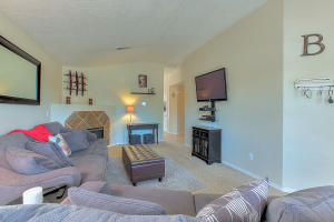 For Sale: 8009 Camille Ave NW Albuquerque, NM 87120