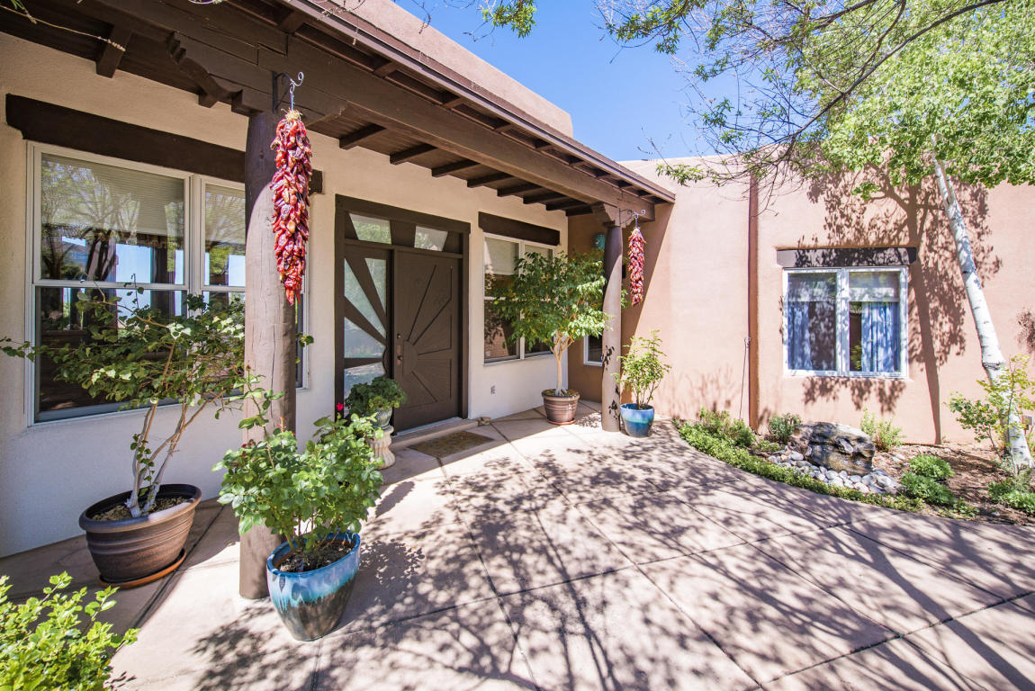 13219 Canyon Edge Trl NE