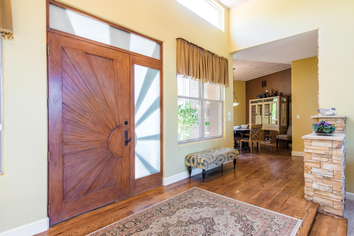 13219 Canyon Edge Trl NE
