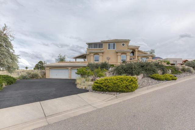 11101 Santa Monica Dr NE