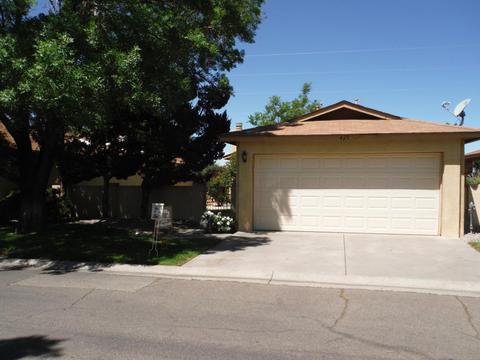 344 Buena Ventura Ct NE