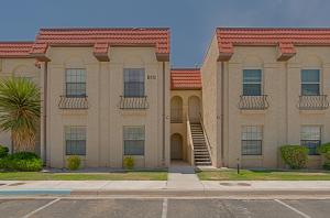 901 Country Club Dr SE #F