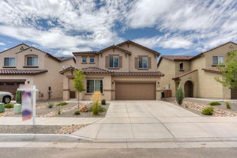 320 Valle Alto Dr NE