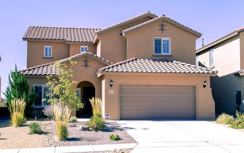 320 Valle Alto Dr NE