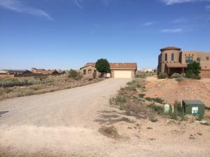 For Sale: 525 6th St NE Rio Rancho, NM 87124