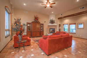 3349 Llano Vista Loop NE