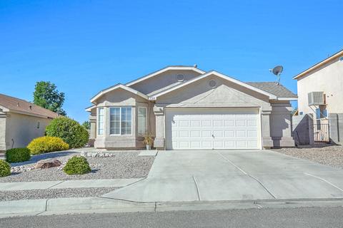 728 Ocate Meadows Dr NE