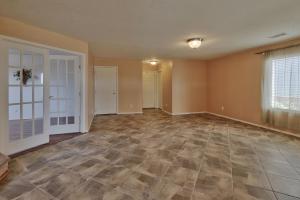 5233 Caprock Dr NE