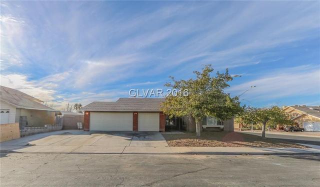 1901 Spring Lake Dr