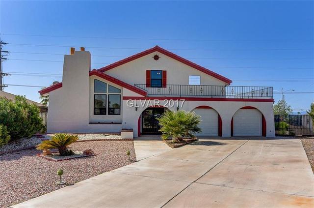 877 Montera Ln
