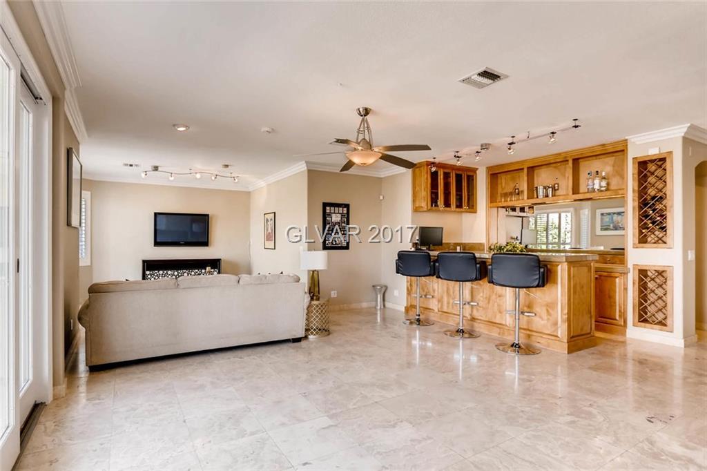 3 Old Lake Cir