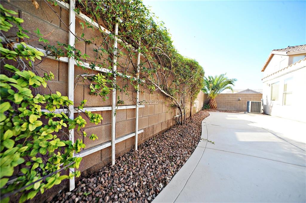 1305 Boulder Shore Ave
